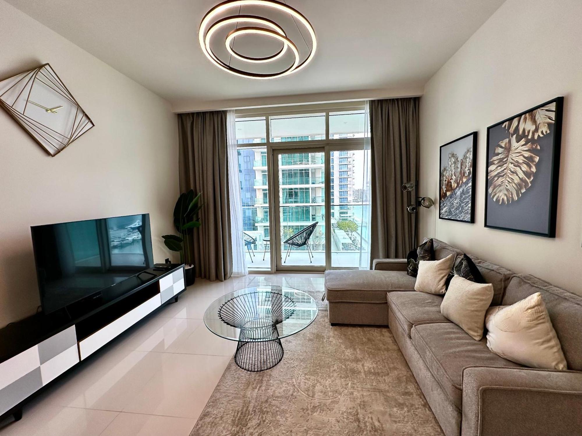 Lux BnB 1BR Spectacular Palm Sea Views Private Beach Apartment Dubai Exterior foto